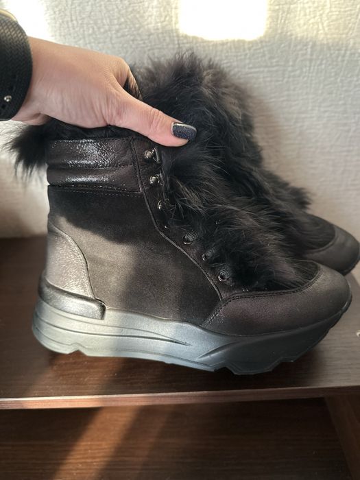 Зимові черевики,натуральні!