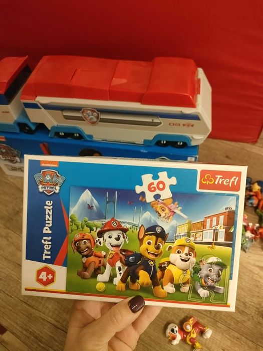 Duży zestaw Psi Patrol Patrolowiec puzzle