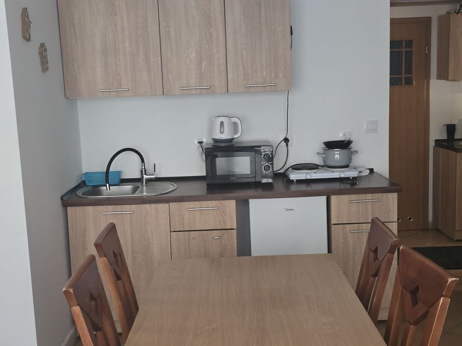 Pokoje z łazienkami - WARSZAWA Bemowo  i Raszyn, Janki Noclegi