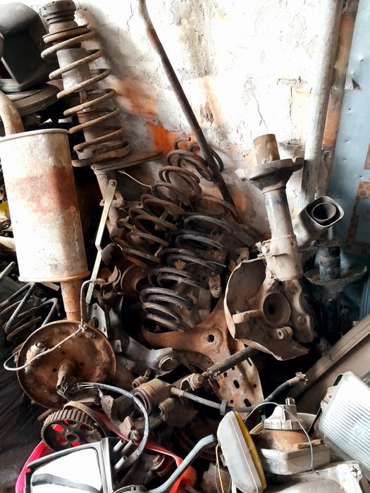 Запчасть к Фольцваген Пассат Б2 Volkswagen Passat B2