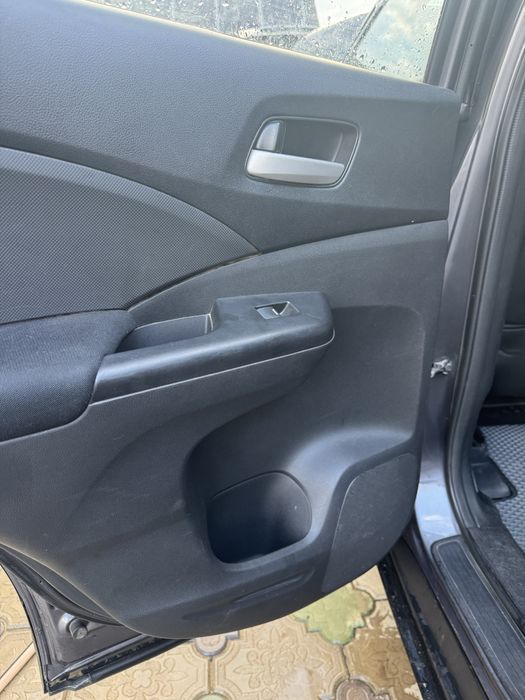 Продам Honda CR-V