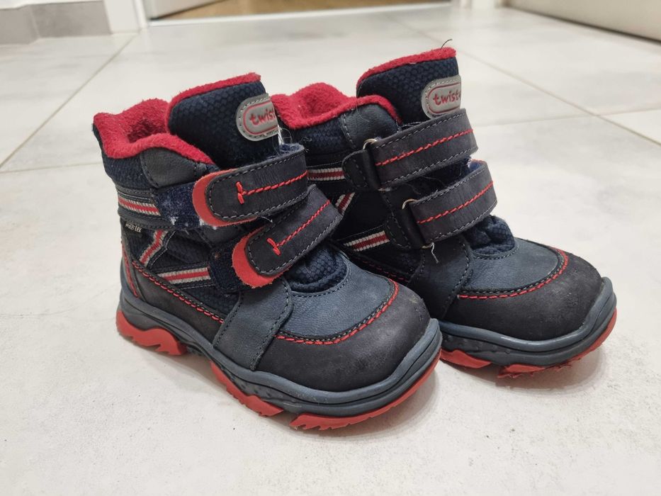 Buty zimowe, śniegowce, trzewiki 23