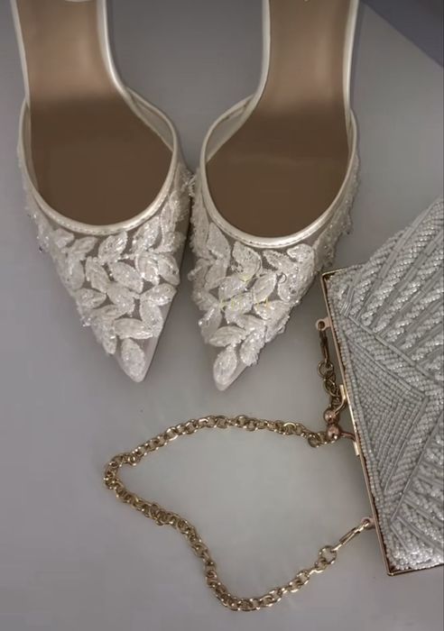 Весільні туфлі 39 розмір