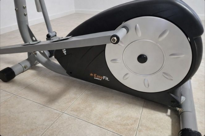 Aparelho elíptico EasyFit (Weslo)