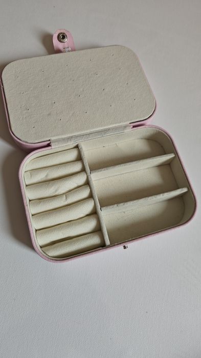 Pudełko na biżuterię różowe