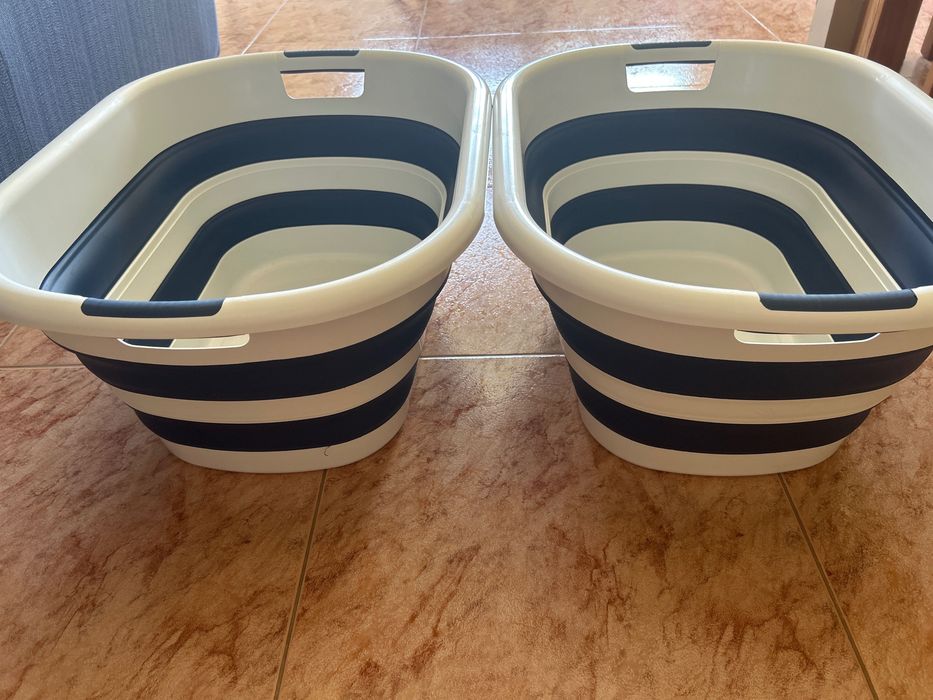 Retractable Buckets512609378727383043