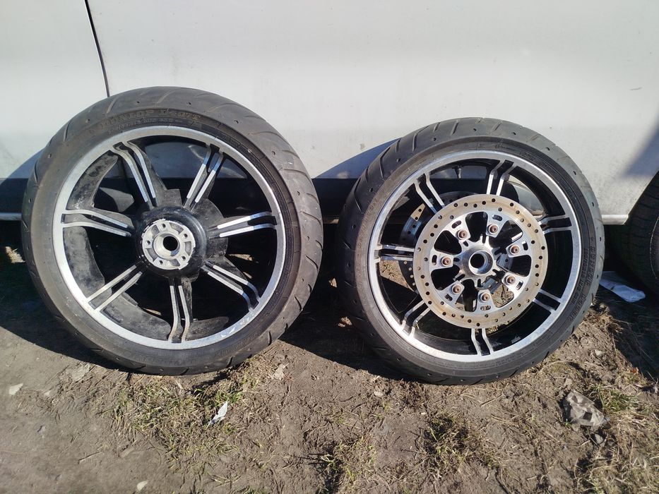 Harley Davidson touring street glide road King tarcze hamulcowe brembo