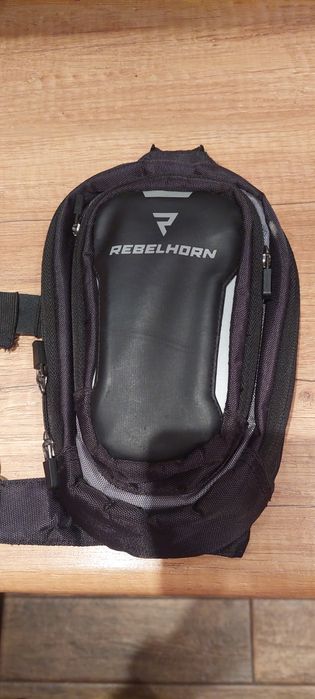 Torba Rebelhorn.