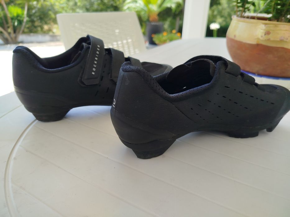 Sapatos RockRider BTT Race 700
N°40
Sapatos em Excelente Estado..
Enca