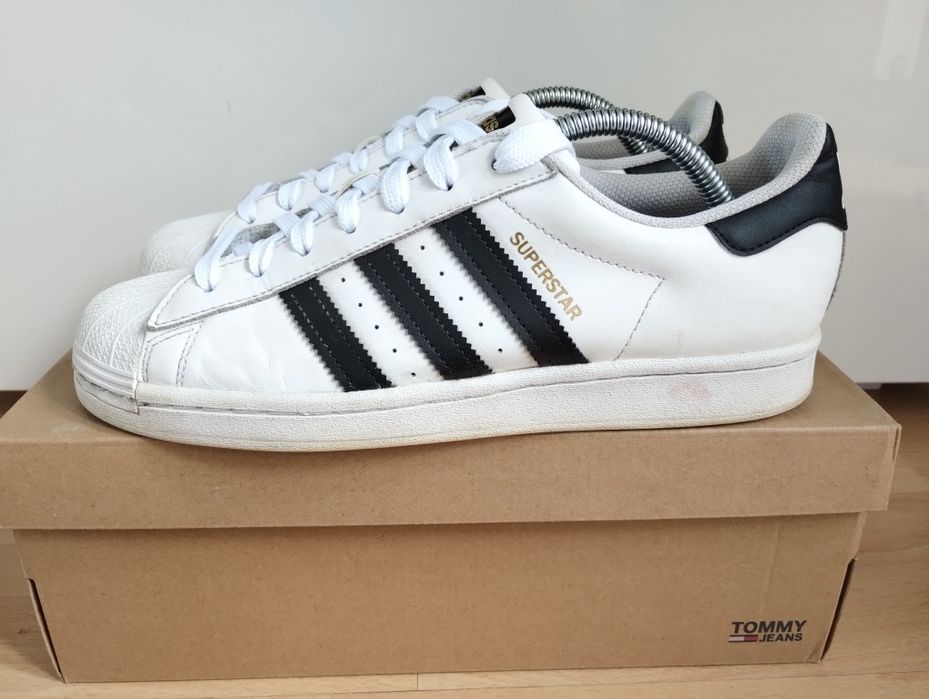 Buty sneakersy 42 Adidas Superstar white unisex