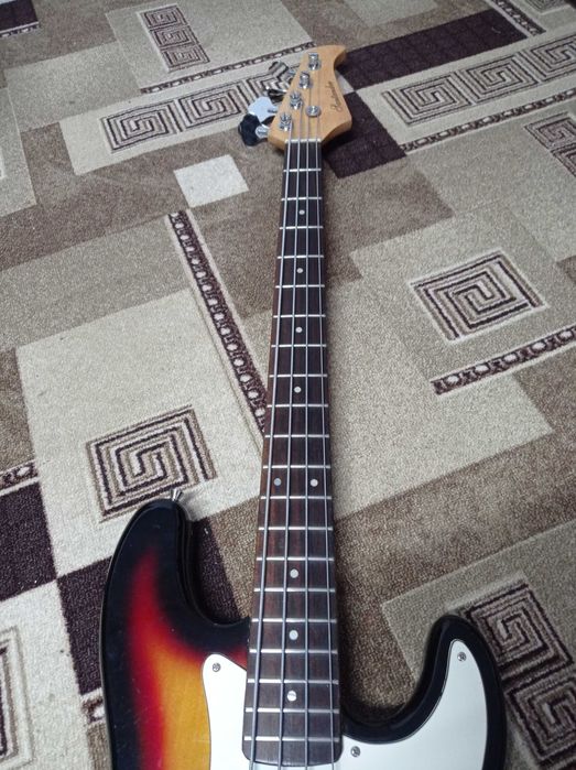 Басс гитара Fantander