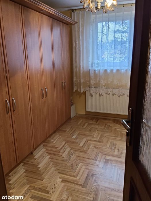 Sprzedam dom parterowy z poddaszem użytkowym 248 m^2