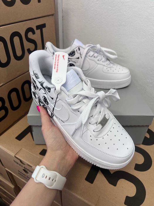 Женские кроссовки Nike Air Force 1 Low х Comme des Garçons Supreme