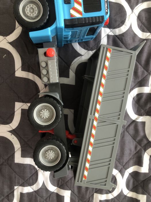 Samochód zabawkowy z przyczepą wywrotka Dickie Toys