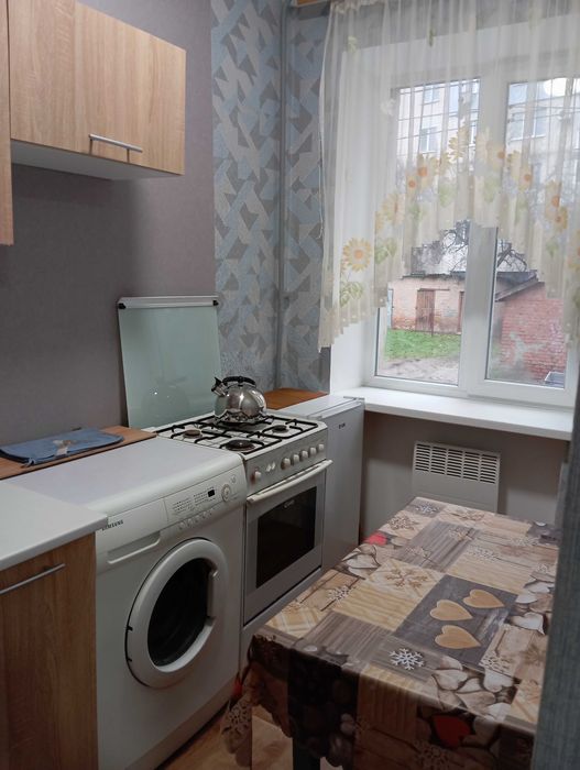 Здам 2во кімнатну квартиру. Критий ринок.Фото/ціна реальні