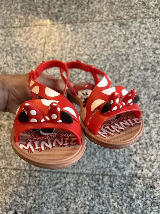 Minnie 32 sandálias da Disney Grandene para menina
