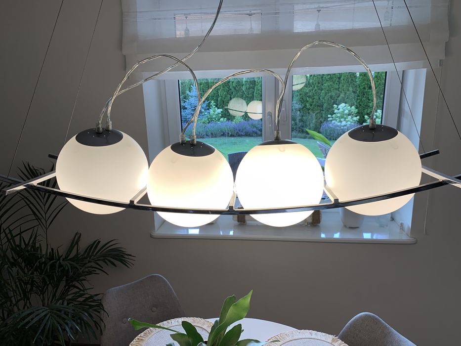 Lampa sufitowa kula nad stół kuchnia, jadalnia