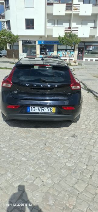 “Volvo V40 D2 | Revisões em dia, super económico | Impecável.