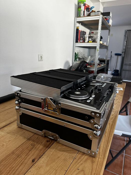 Controladora DJ 4Vias + Rake American Audio VMS4.1.