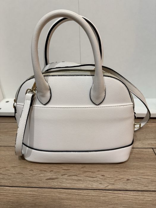 Biała torebka Balenciaga