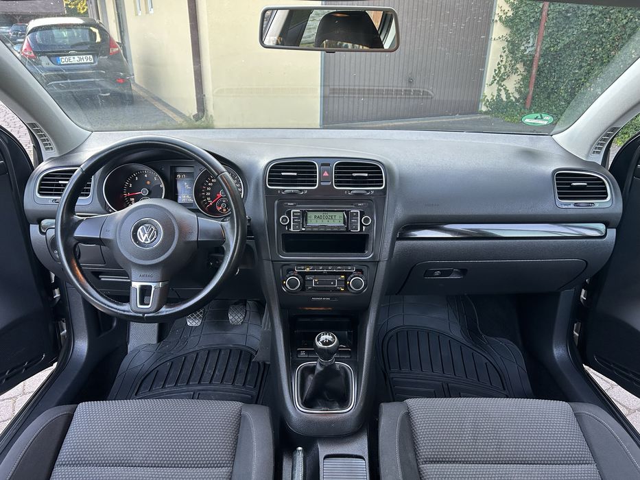 VW Golf 1.6 MPI SR Super Stan Klimatronik Alufelgi PDC !
