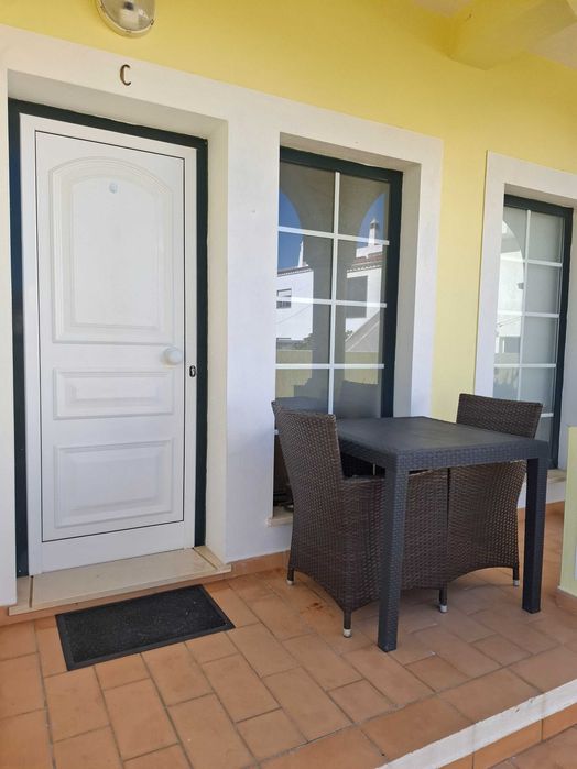 Conjunto mesa e cadeiras exterior