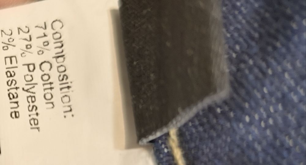 Nowe jeansy w rozmiarze 4 XL