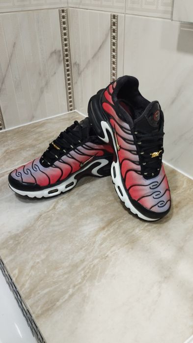 Кросівки Nike air max Plus