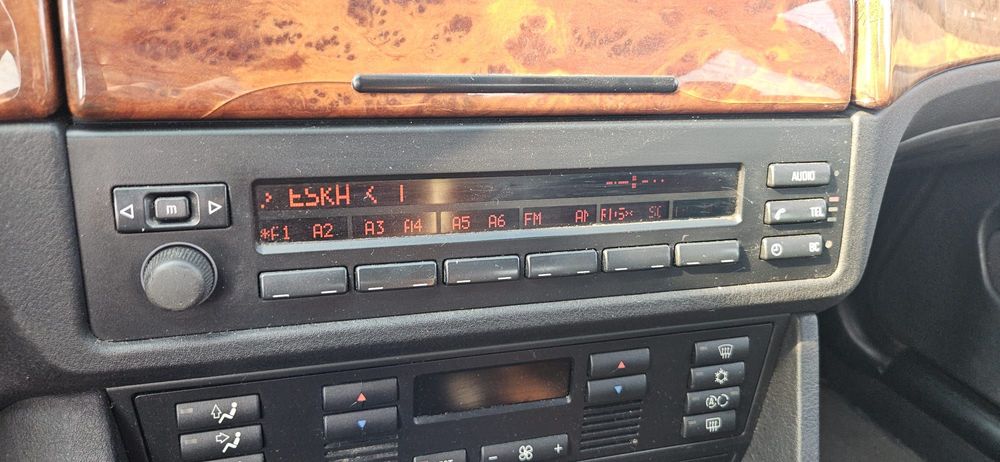 BMW E39 523i M52B25 96 - 00 - RADIO RADIOOTWARZACZ