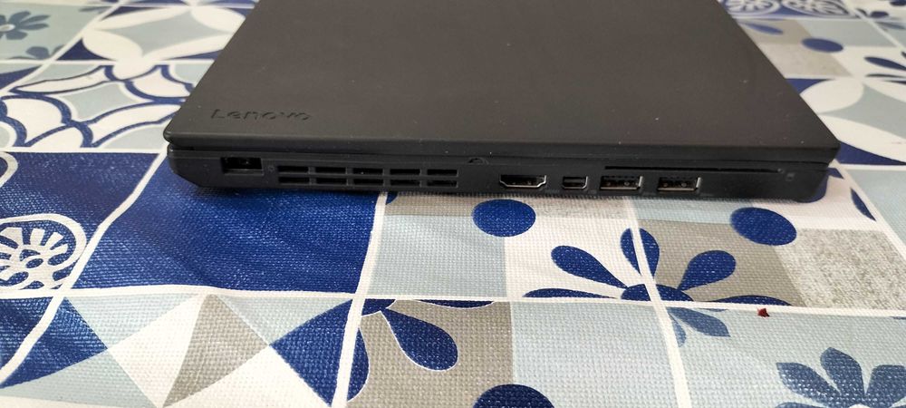 Portatil Lenovo X260 Intel Core i5-6200U 2.3/2.4 GHz (22)