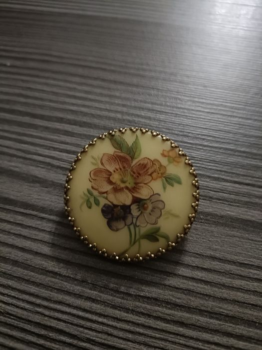 Ładna stara broszka