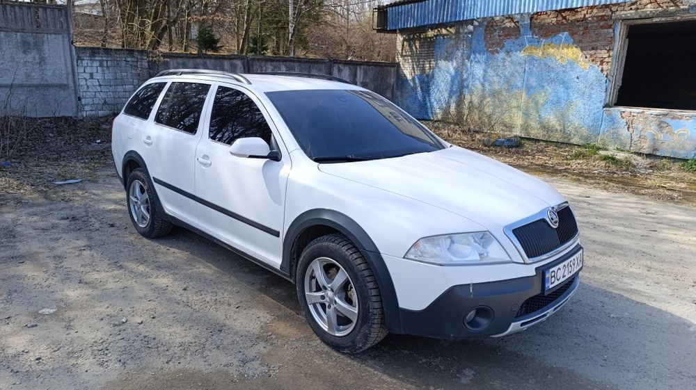 Продам шкоду октавію скаут