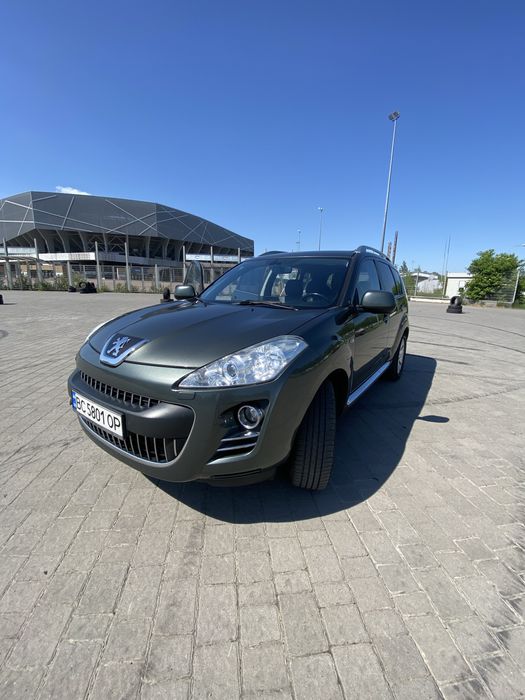 Авто   Peugeot 4007 4Х4