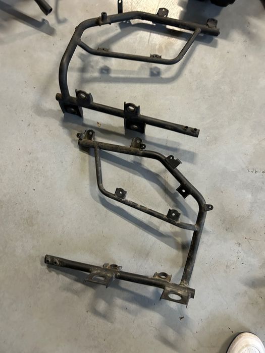 Stelaż kufrów bocznych Kawasaki Vn 1700 Voyager Nomad 2009-