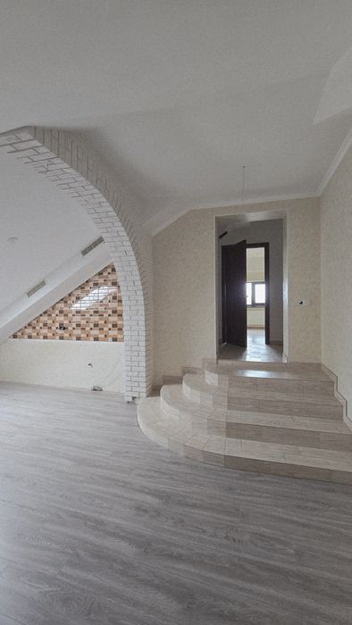 Оренда будинку на правому березі