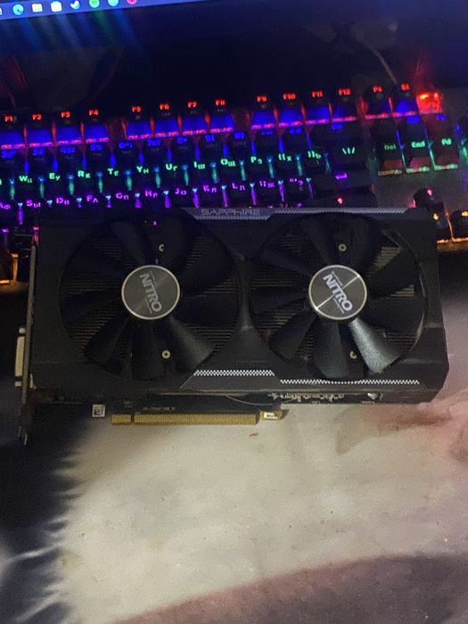 Видеокарта Sapphire r9 380 2 Gb