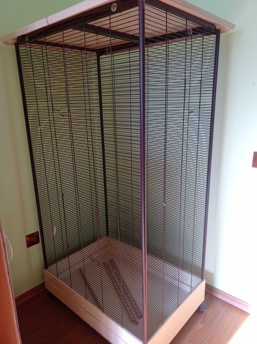 Вольєр для птахів