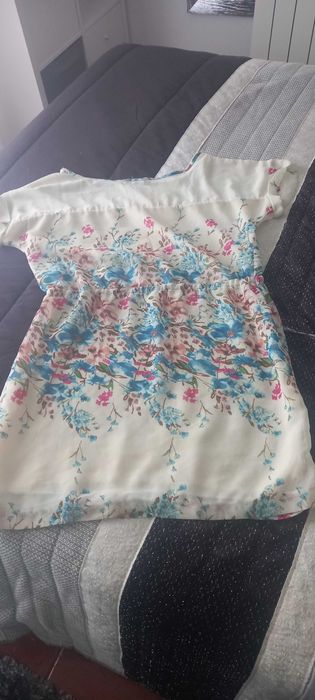 Vestido curto floral