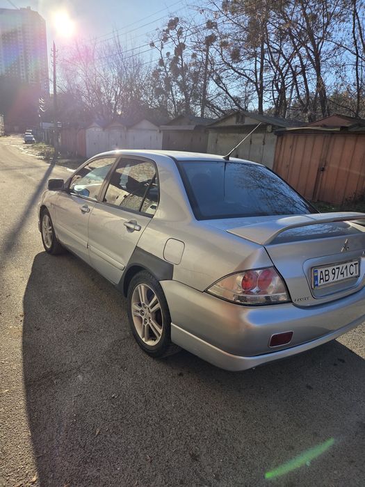 Продам Lancer 9 2.0 бензин