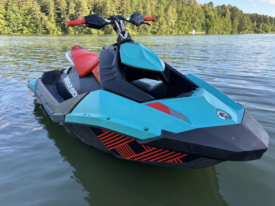 Гідроцикл Spark Trixxx