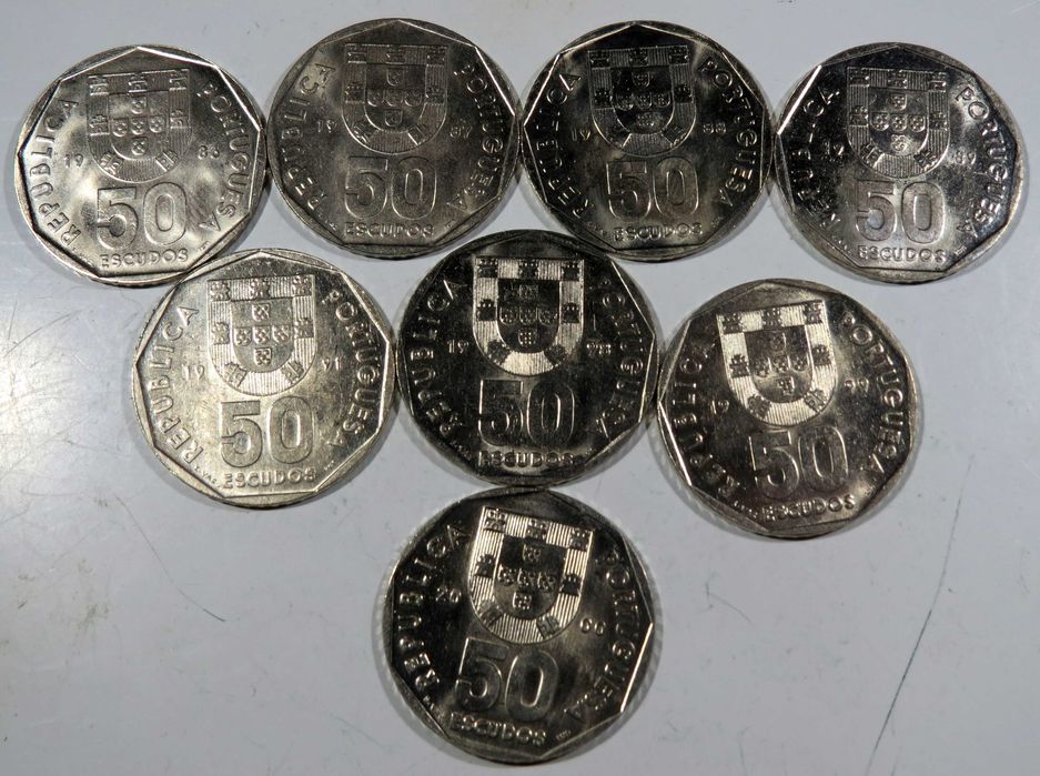 Moedas Republica Portuguesa. - Série qcompleta 50$00 L. Niquel ( falta 2001 ) . 8 Moedas - SÓ 5€