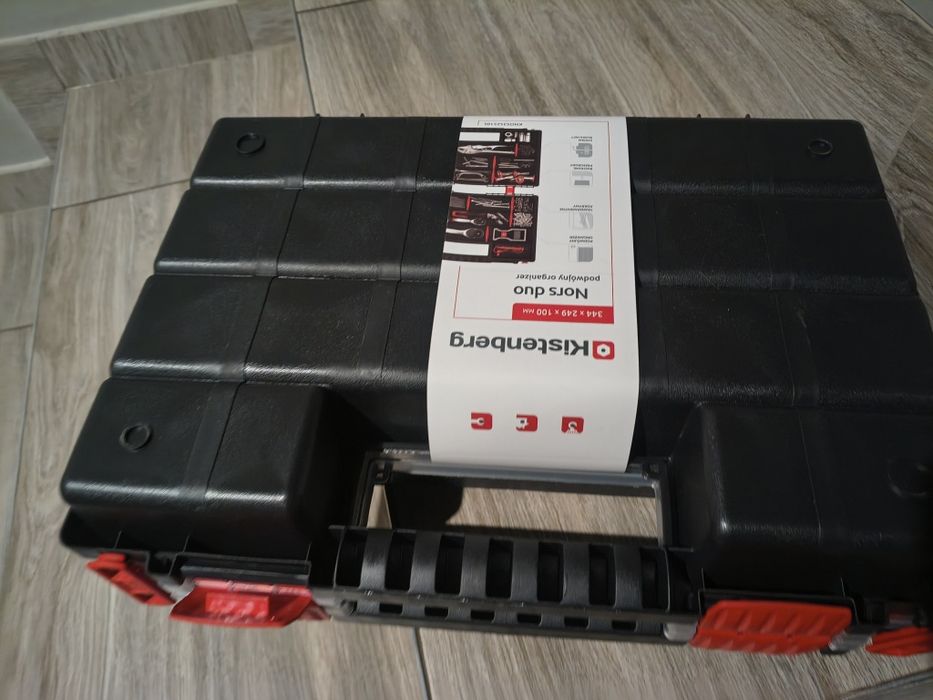 Sprzedam organizatory i kuwetki na śruby!!!