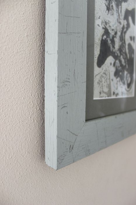 Abstrakcyjny obraz akwatypia monotypia na wodzie akwagrafia