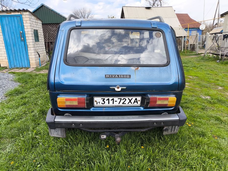 Продам  нівасік 2121