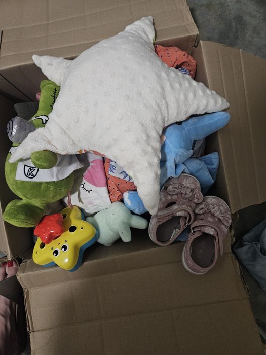 Paka ubranek dla dziewczynki