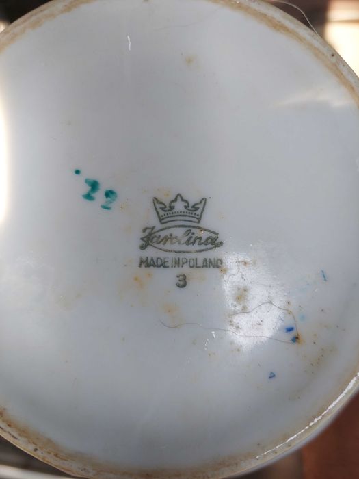 Porcelana z różnych zakładów z czasów PRL