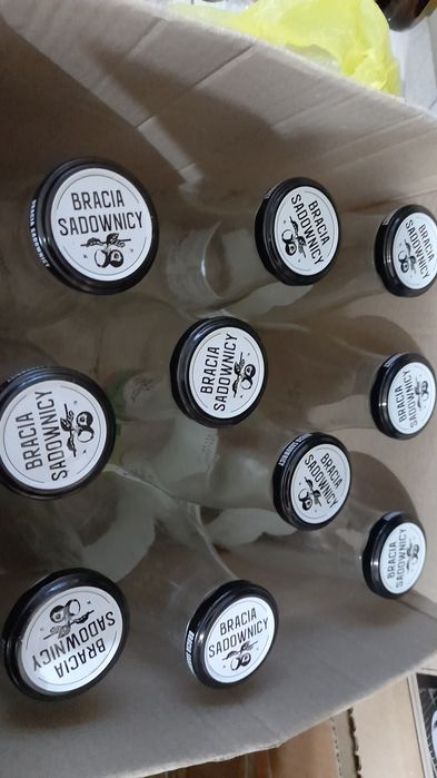 Butelki szklane z zakretkami tvist 750 ml-90 szt