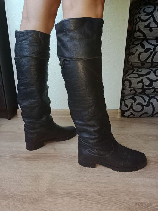 Кожаные демисезонные сапоги