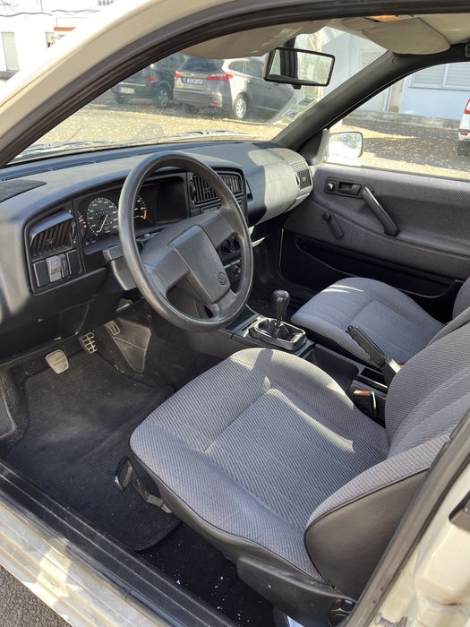 VW Passat 1.6.