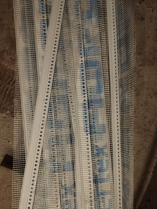 Listwa tynkarska przyokienna